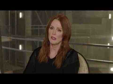 The Hunger Games: Mockingjay - Part 2 - Julianne Moore Interview