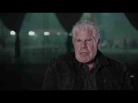 Fantastic Beasts and Where to Find Them - Ron Perlman Interview