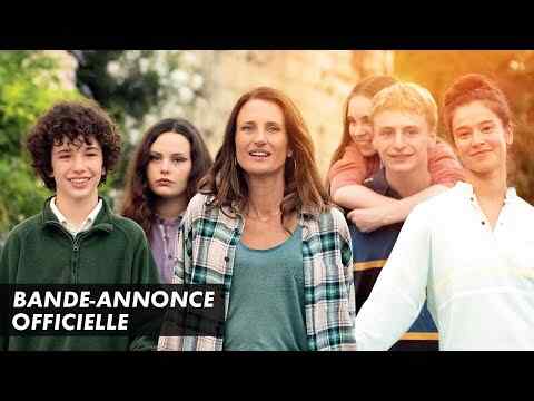 Toni, en famille - trailer 1