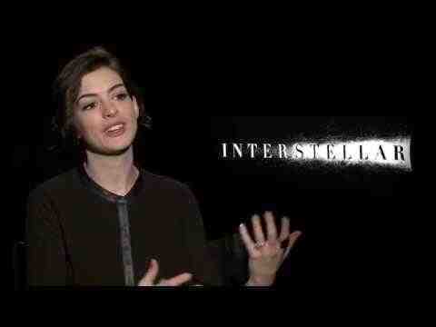 Interstellar - Anne Hathaway Interview